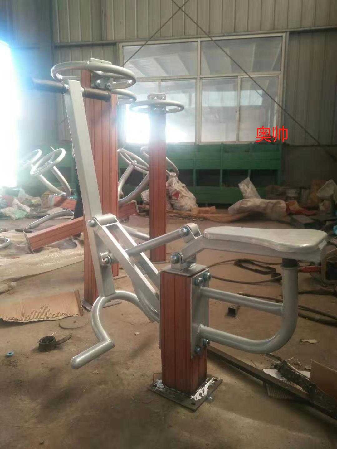 塑木健身路徑器材